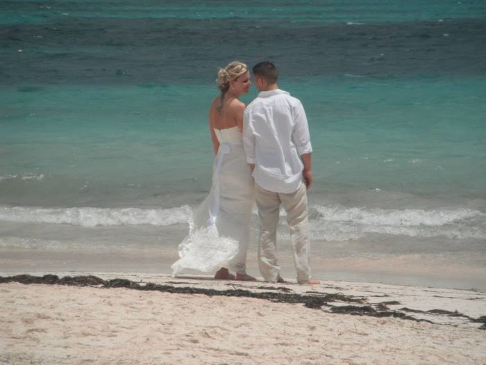 Back & Married - Destination Wedding w/ Non-Pro Pics!!
