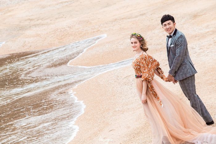 Engagement photos better than wedding photos?? 1