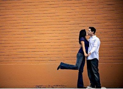 Engagement photos attire