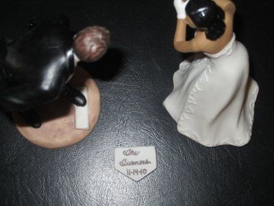 I took Analy and other's advice and painted my cake topper myself. Tell me what you think...