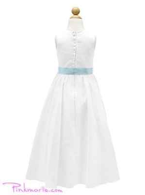 Pease vote on which flower girl dress...