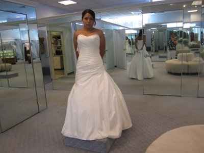 show off your bridal dress!!!!!