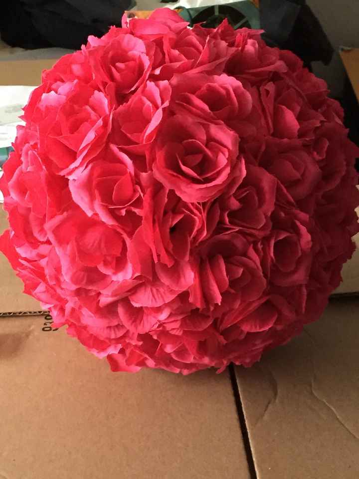 I want to see YOUR centerpieces (or ideas you have)