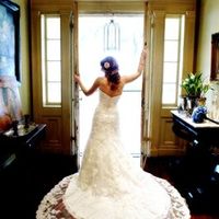 show me your dresses and hair?