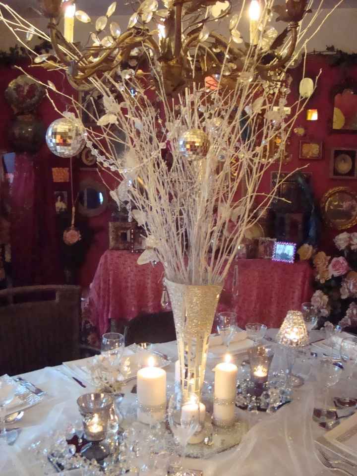 Centerpieces...sigh. With pics