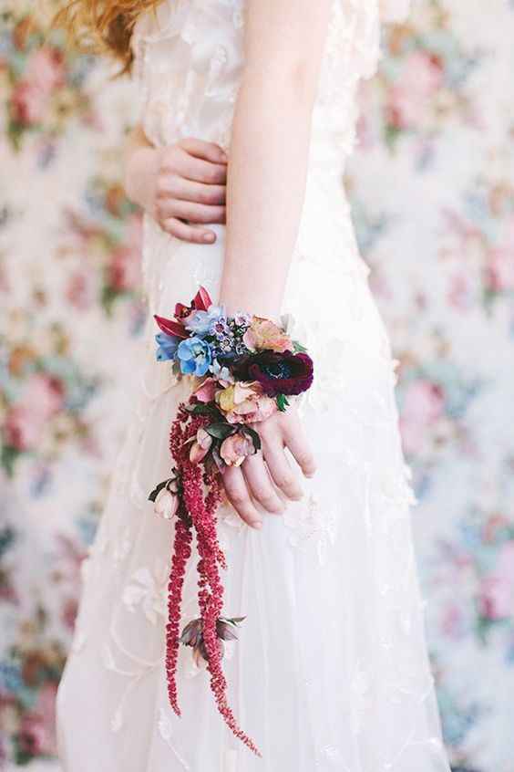 Reception Corsage Inspiration (and our flower colors) minus the long ones.