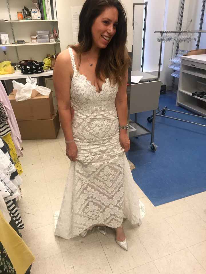 How many dresses have you tried on? - 1