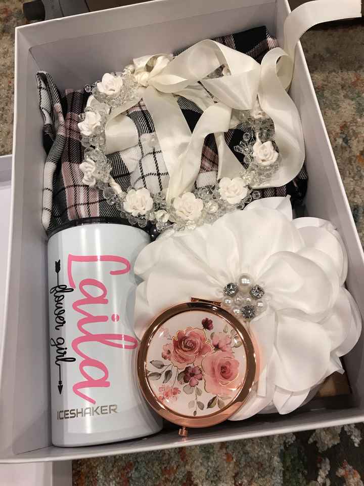 Bridal party gift boxes - 1