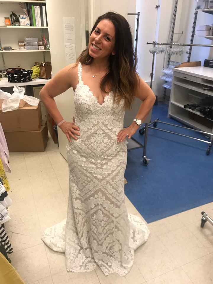 a dress not like the others... - 1