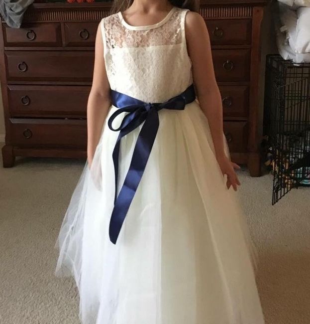 I wanna see your flower girl dresses!!