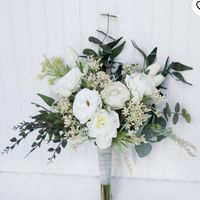 December (& winter) Brides- Please Share Your Flowers! - 1