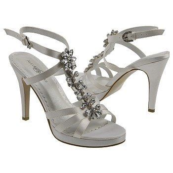 Let's See Those Wedding Day Shoes *PICS*