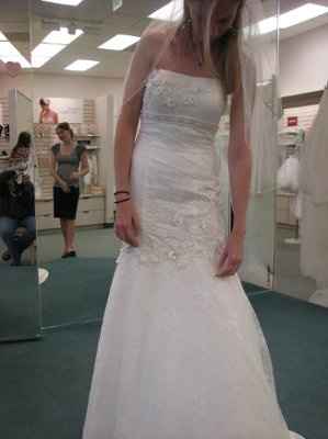Lets see those dresses ladies!!!