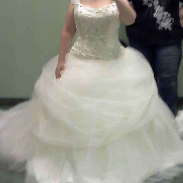 To all my plus size brides lets see how well u rocked your dress!!