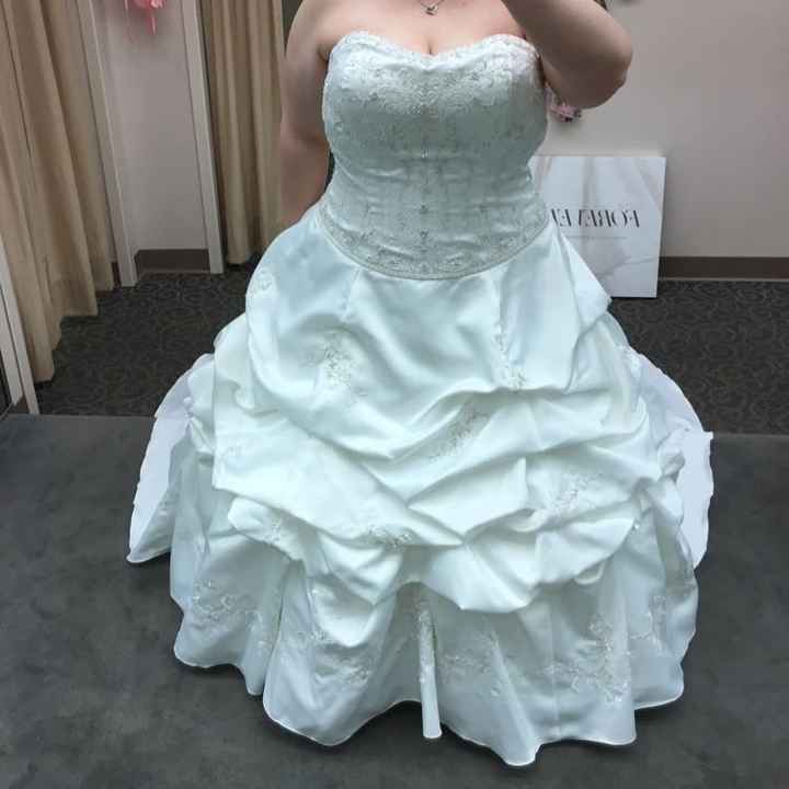 Let me see your DRESS!