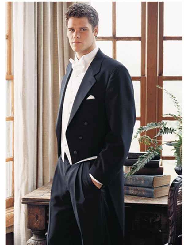 What is your groom wearing?