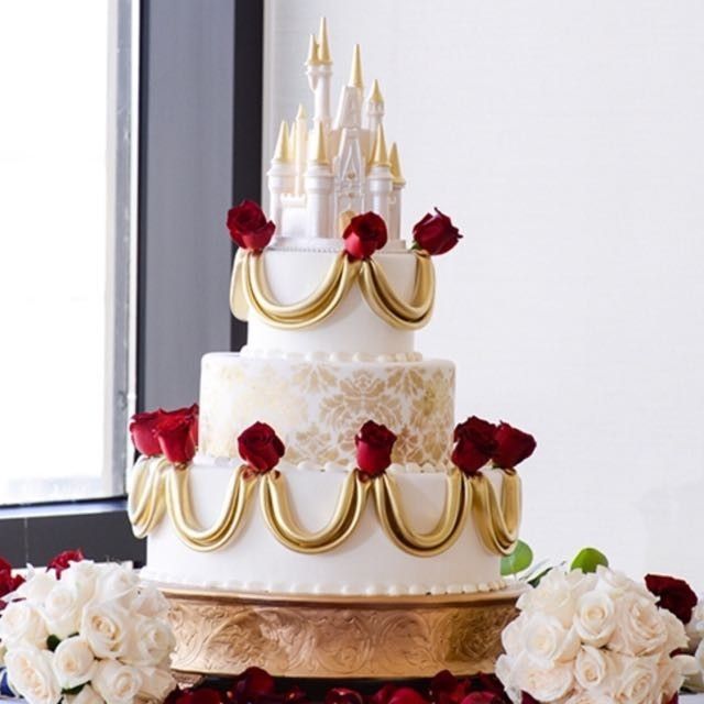 how did yiu decide on a cake topper, if any?