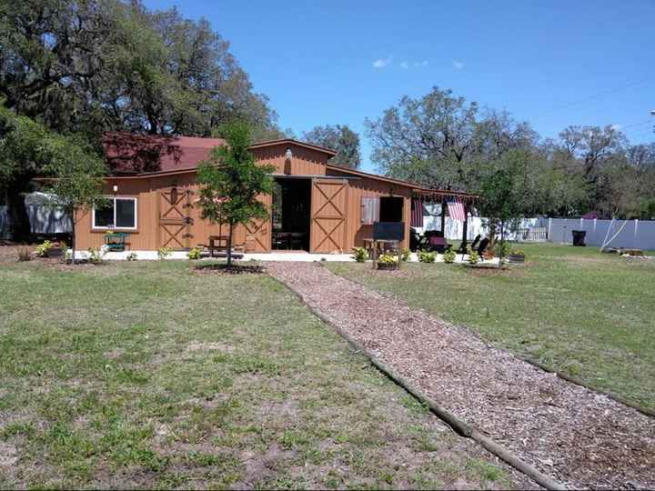 Dinner outside in the field & dancing inside the barn? - 1