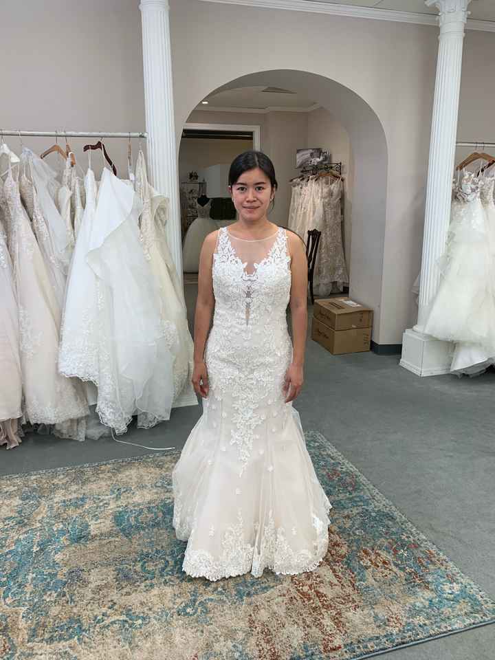 i look fat on my wedding dress Weddings Wedding Attire