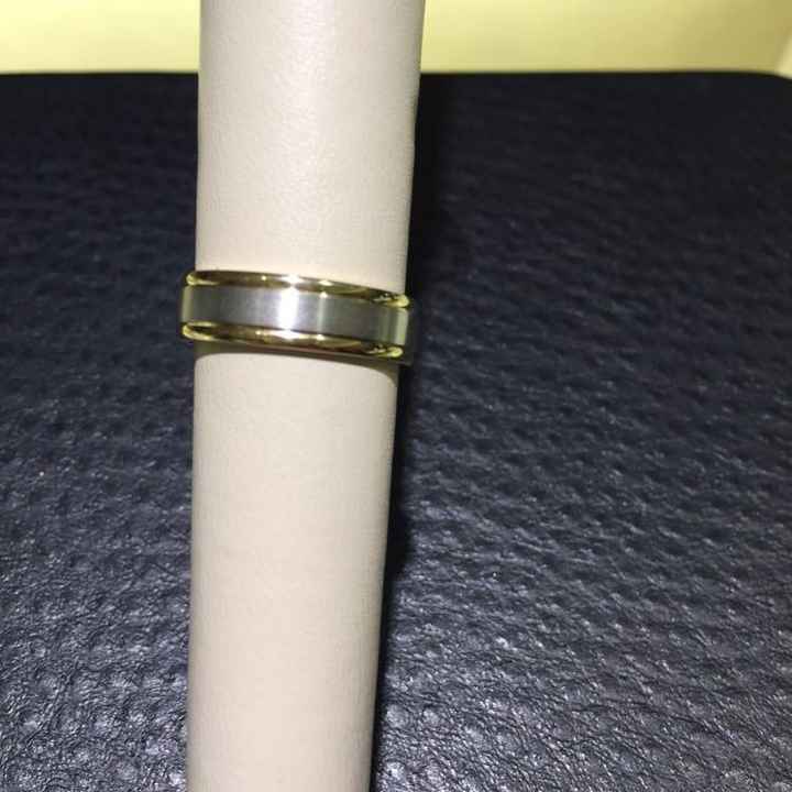 Men's wedding bands