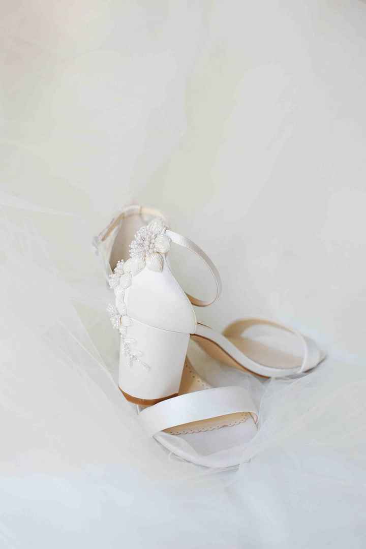 Details of Brides Wedding Shoes