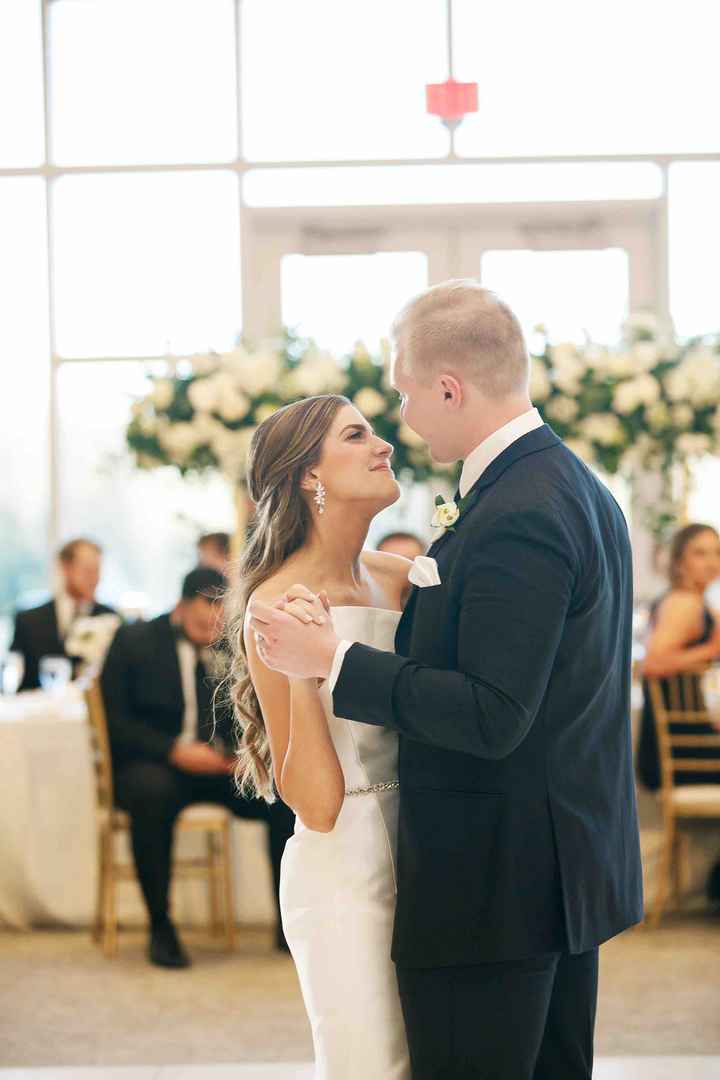 Bride and Groom First Dance