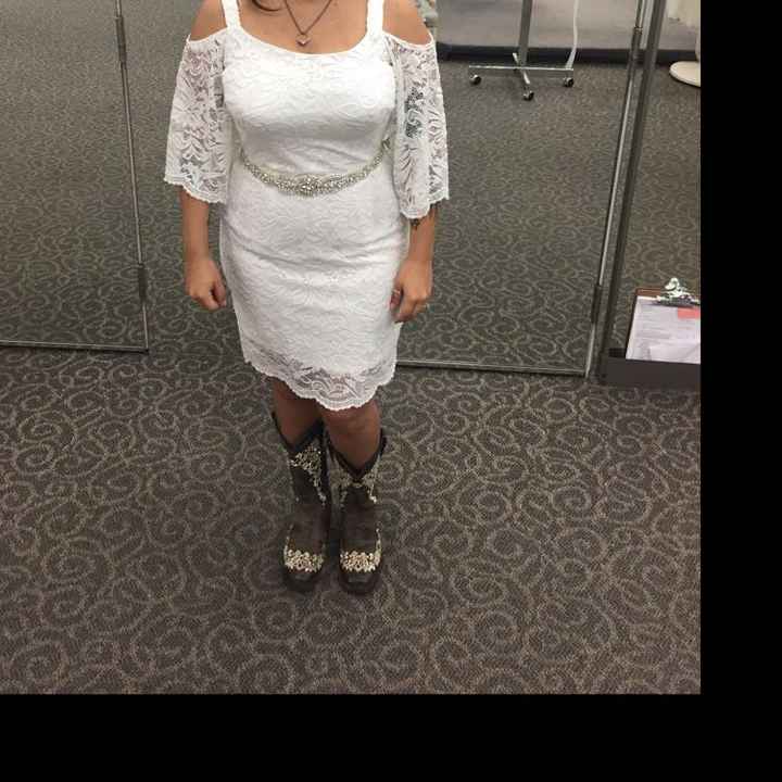 Engagement photo attire? - 1