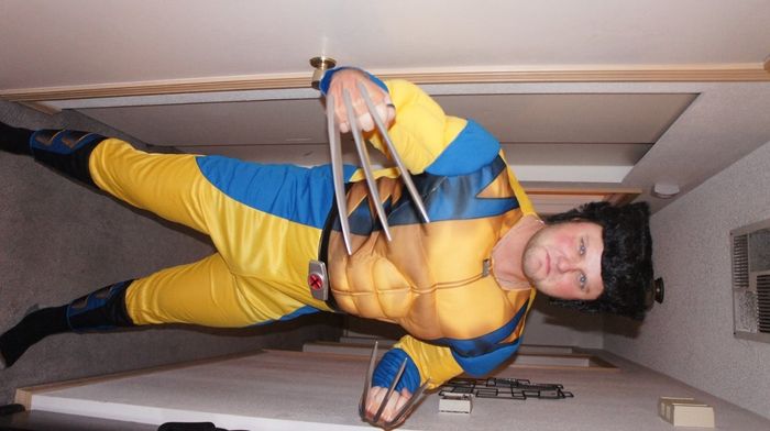 **NWR**  PIC of Halloween Costume =)