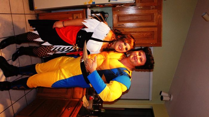 **NWR**  PIC of Halloween Costume =)