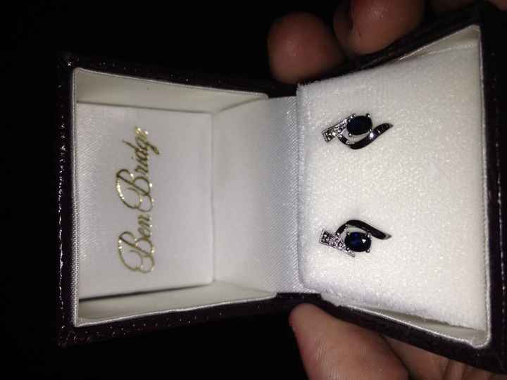 show off your jewelry!