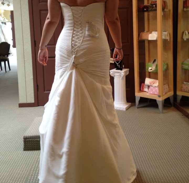 First dress fitting anddddd **pics**