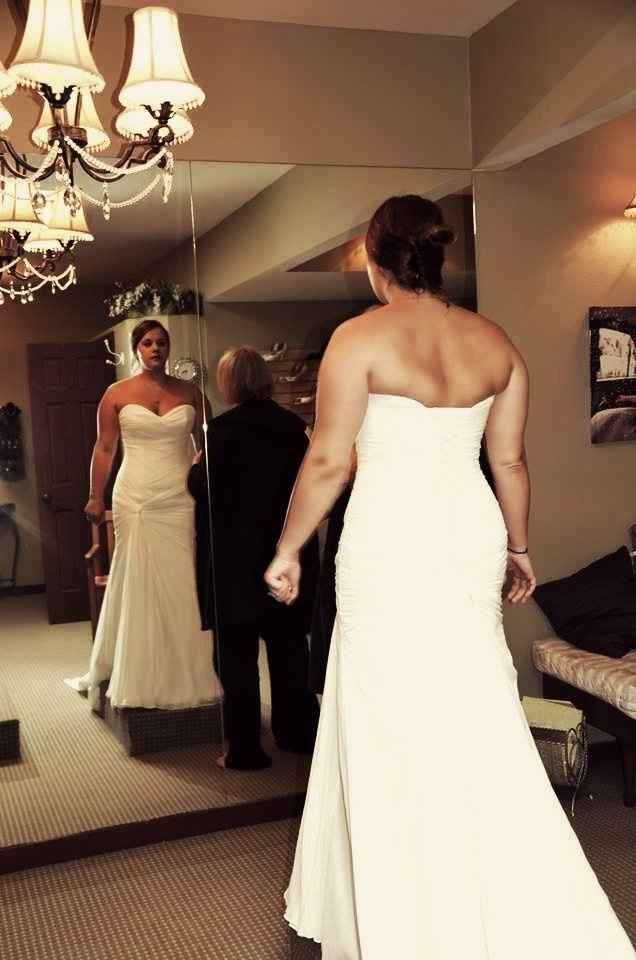 First dress fitting anddddd **pics**