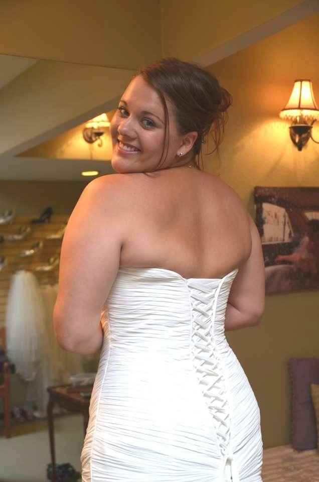 First dress fitting anddddd **pics**