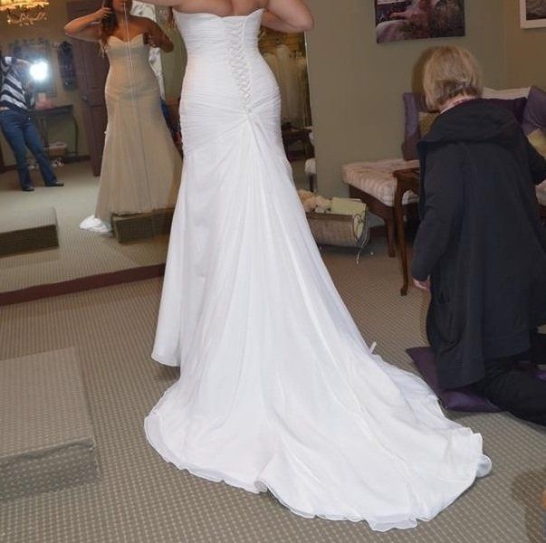 First dress fitting anddddd **pics**