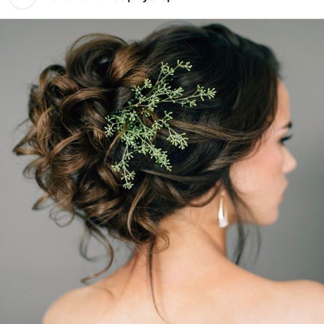 How are you guys doing your hair for your wedding?😍 - 1