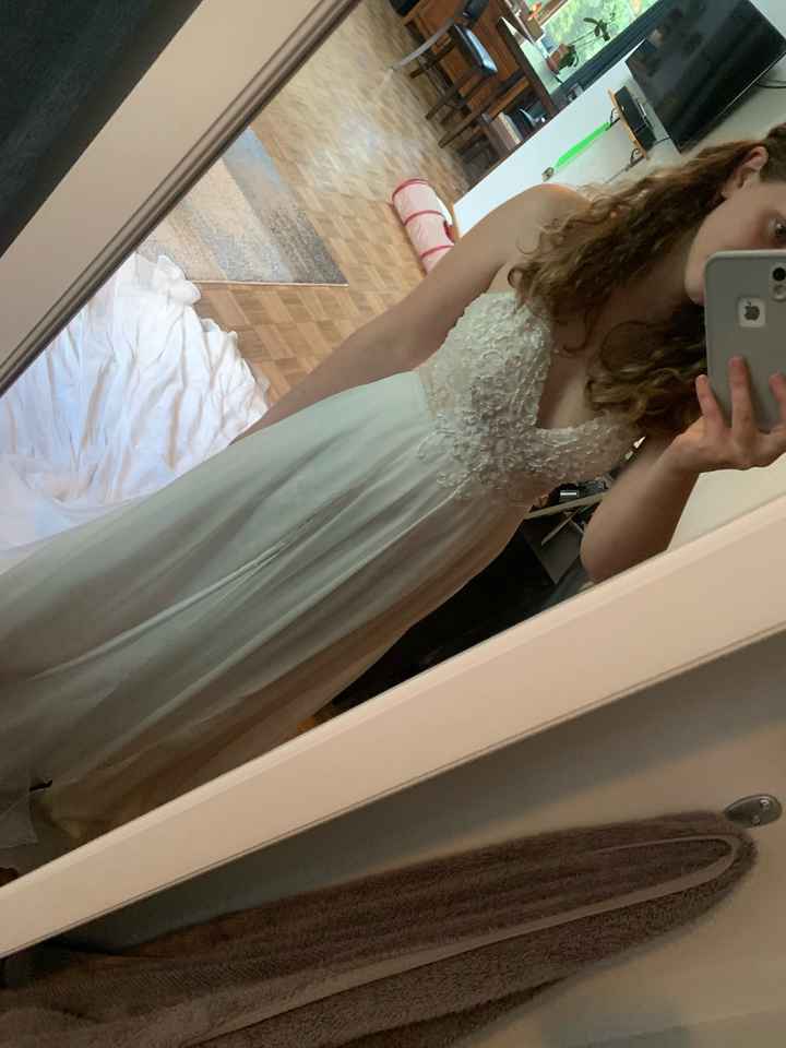i bought a second dress. Now i have to sell my first... Advice? 😩 - 3