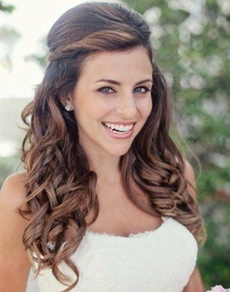 It's Friday! Let's see some wedding day hair choices!