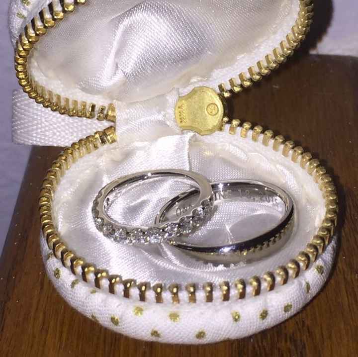 Wedding band shopping online?