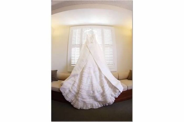 Show your beautiful dresses off!!
