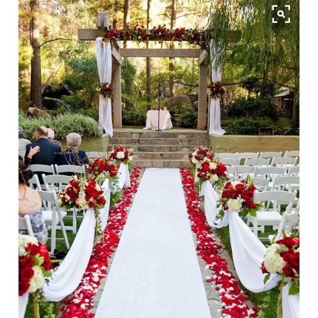 Show off your wedding venue!