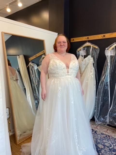 Try on photos, how i got dress regret, and how i think i will be ok with it? (fun dress photos) 1