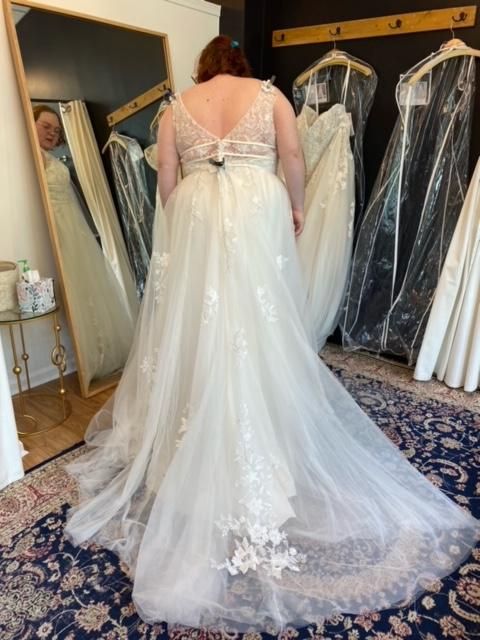 Try on photos, how i got dress regret, and how i think i will be ok with it? (fun dress photos) 2