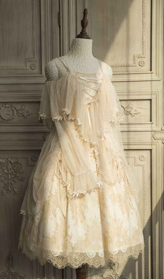 Wedding veil applique? Dress stress for success - 4