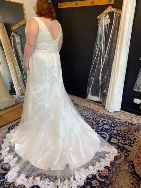 Try on photos, how i got dress regret, and how i think i will be ok with it? (fun dress photos) - 7