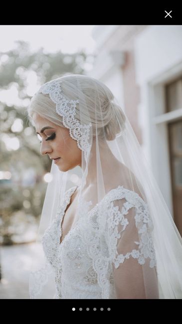Veil that covers top of head but not face 1