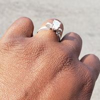 Carat, cut, clarity, or color? Which "C" mattered most to you? 💎 - 2