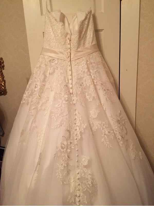 Yes to the dress!!!!!!!