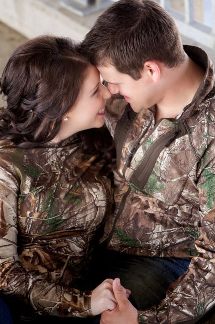 Are You(Did You) Wearing Your Wedding Colors In Your Engagement Pics:-)