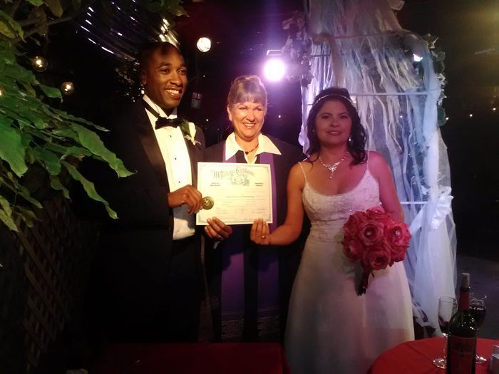 a wedding without PIF's and generous people ***non*** professional pics..