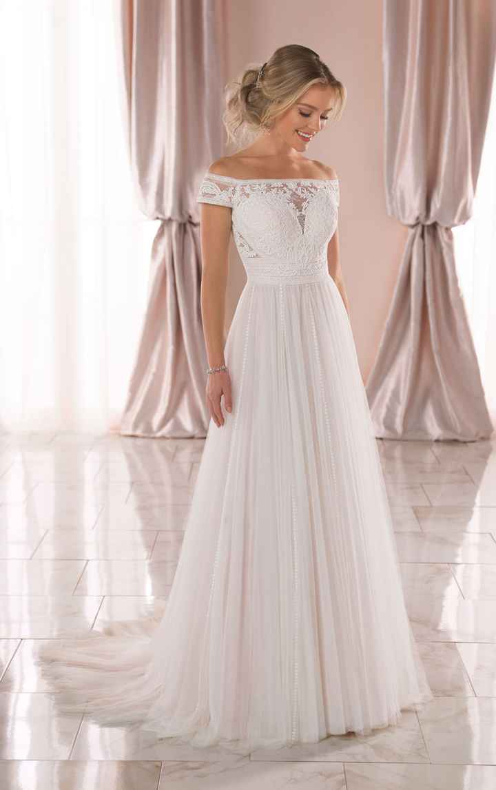 Dress Duels: Trendy or Timeless? - 1